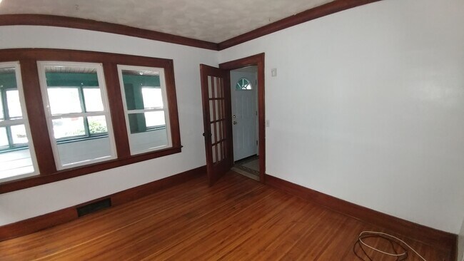 Photo - Kron Street, Double Unidad Lower