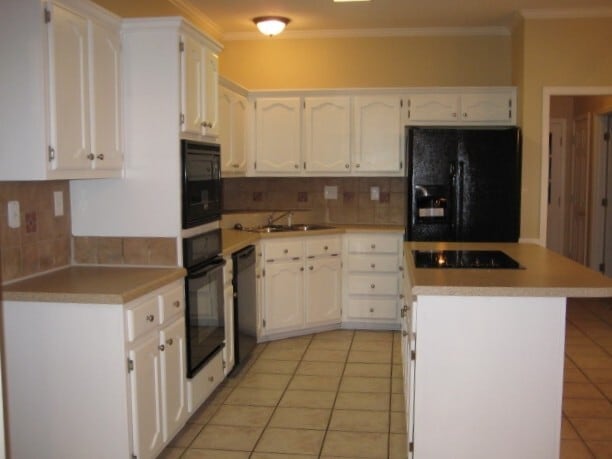 1779 Cheshunt Ln