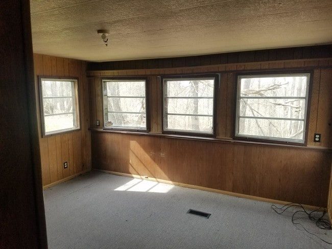 Photo - 1145 Hendersonville Rd