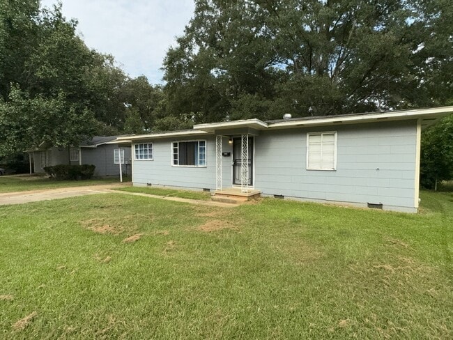 Photo - 3030 Oak Forest Dr