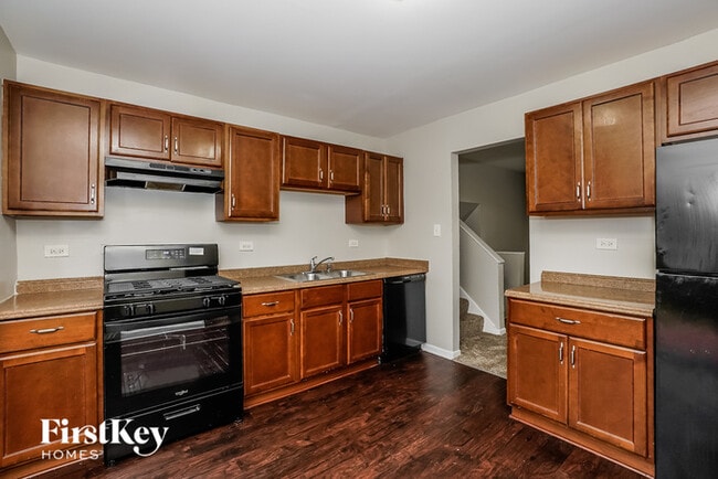 Photo - 660 Sullivan Ln