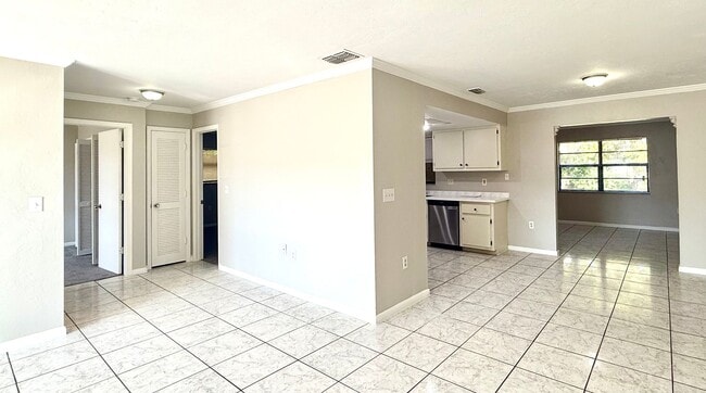 Photo - Single Family 3 bedroom 2 bath Must See