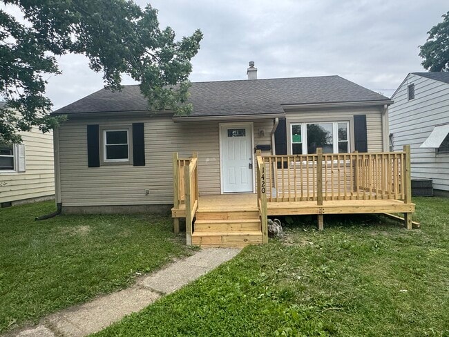 Photo - 1420 W Jackson St House