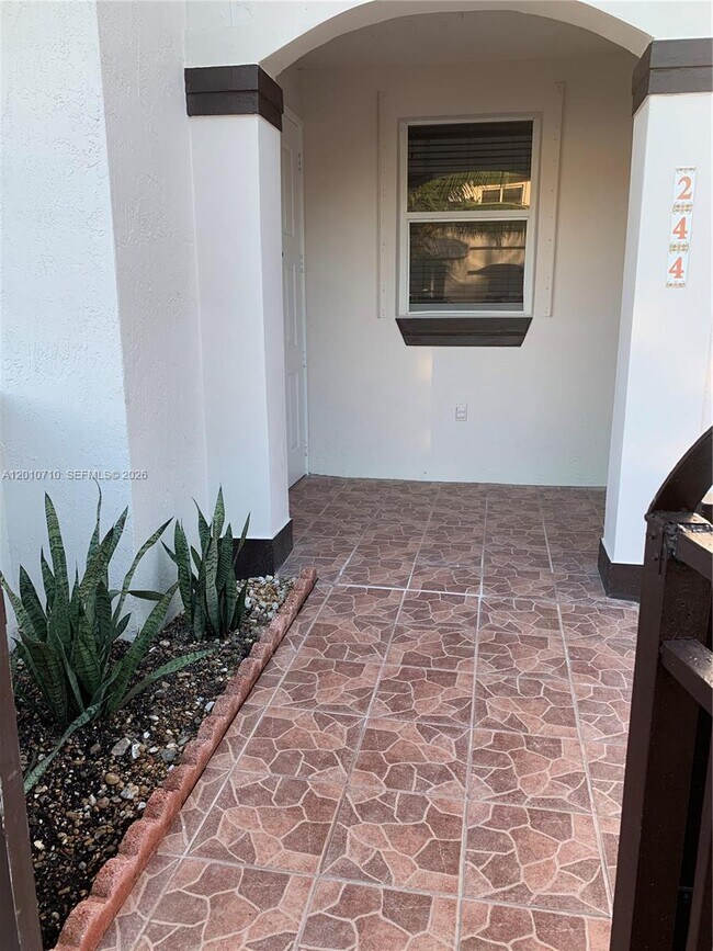 Photo - 8625 SW 152nd Ave Unidad 244