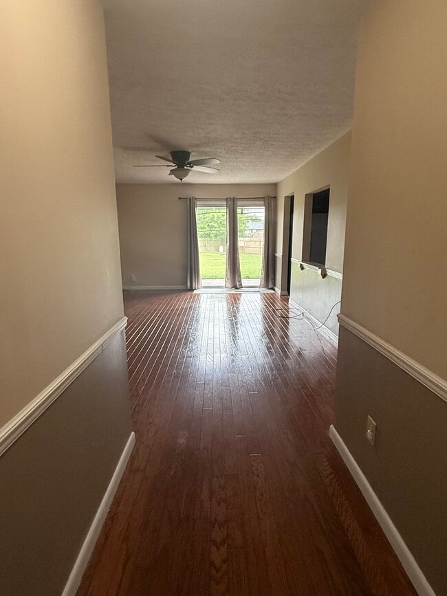 Photo - 2427 Latrobe Ave