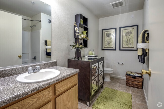 2BR, 2BA - 1,035SF - 1st Bathroom