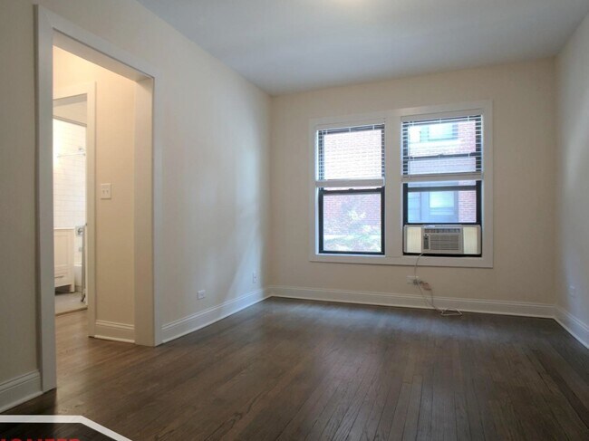Photo - 2645 N Spaulding Ave Unit 1E