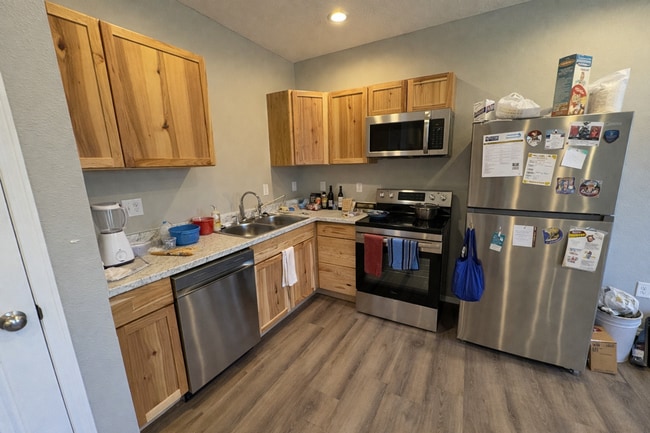 Photo - 594 N Airport Rd Unit 594  N Airport Rd