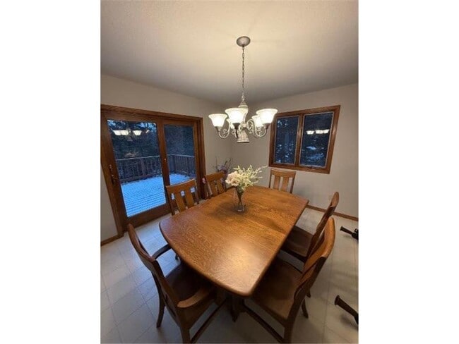 Photo - 1072 Buck Ridge