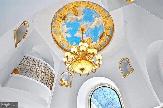 Photo - 636 S New York Rd