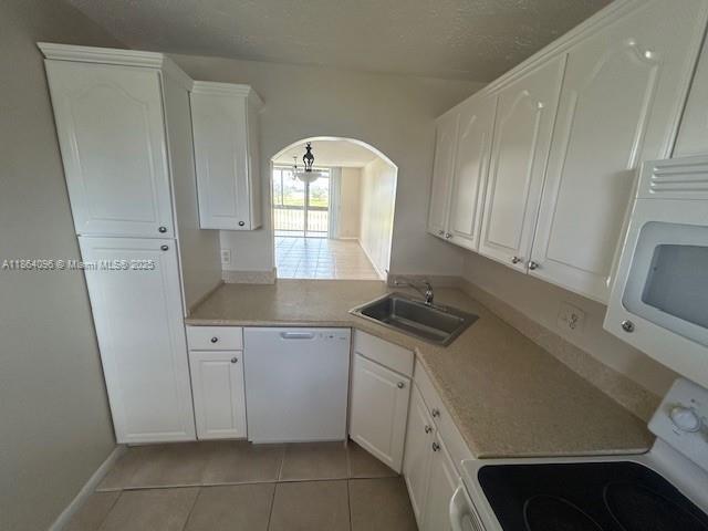 Building Photo - 2571 Aragon Blvd Unit 313