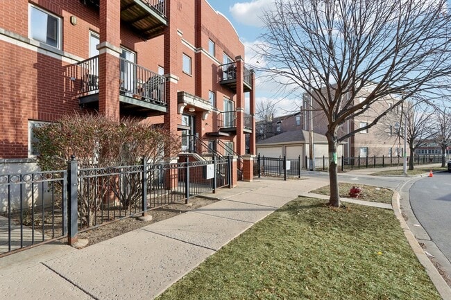 Photo - 1132 W 13th St