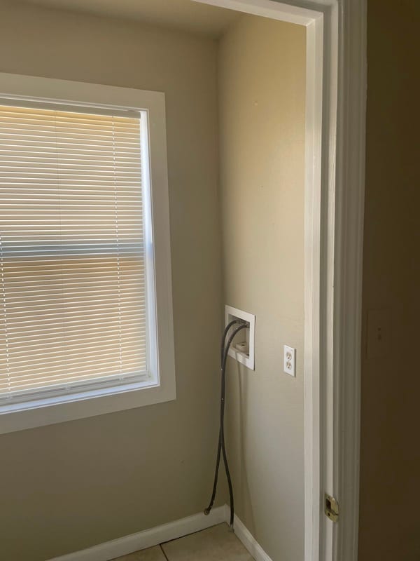 Photo - 1964 Mirabeau Ave Unit 1964