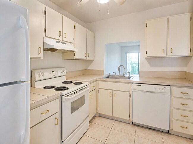 Photo - 7260 Woodmont Terrace Unit 203