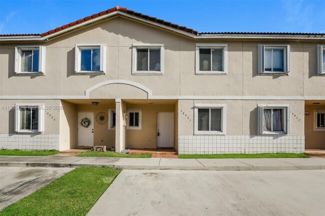 Building Photo - 13921 SW 173rd Terrace