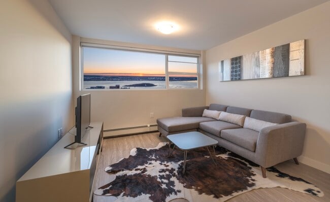 Photo - 5633-5633 Fenwick St Unit 206