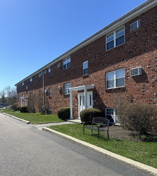 Photo - 91 Pleasant St Condo Unit B5