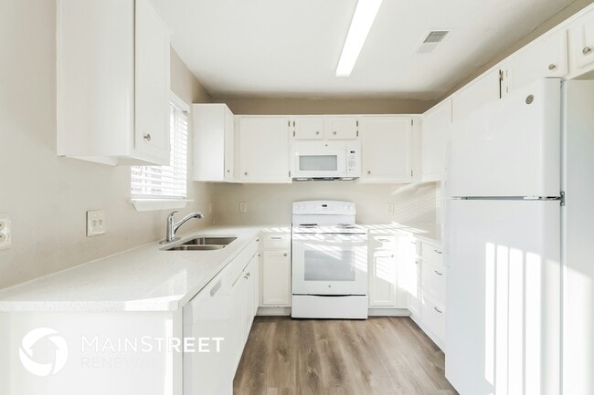 Photo - 15830 Gatebriar Dr