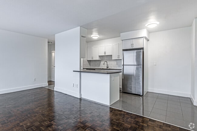 1 chambre, 1 salle de bain - 67 m² - Cuisine/Salle à manger - 3480 Havenwood Drive