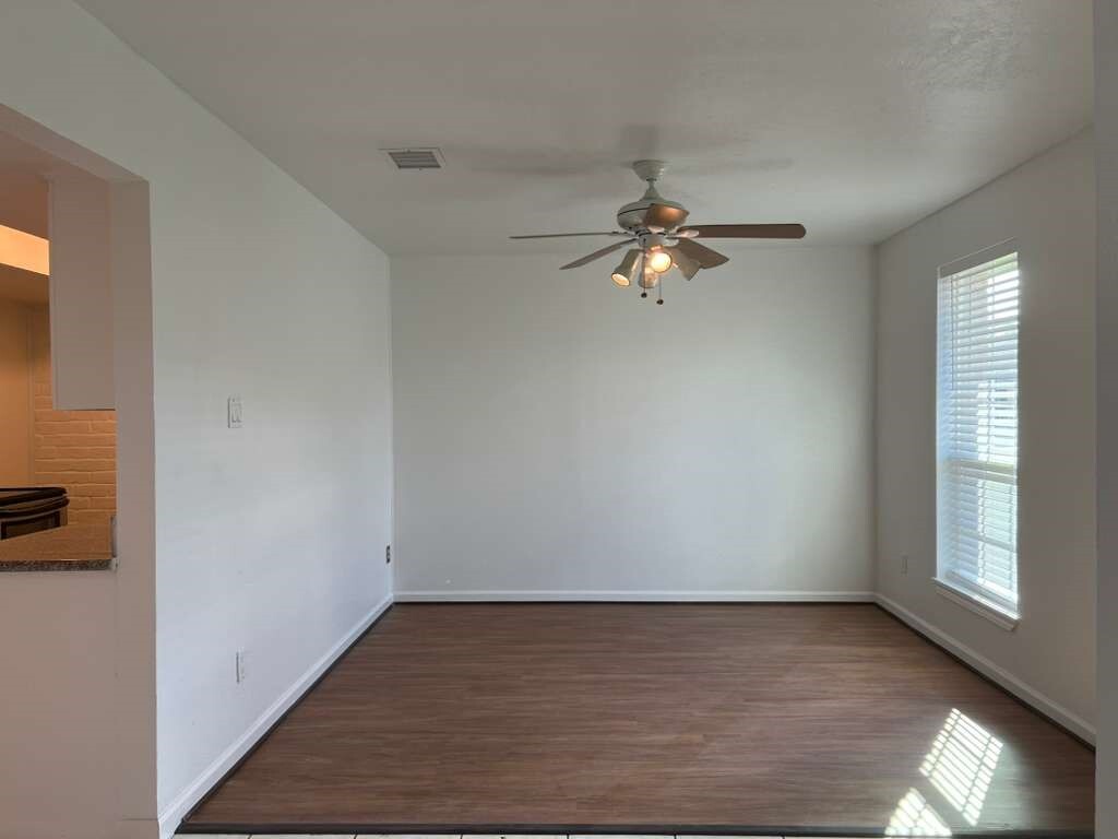 Photo - 7247 Cook Rd