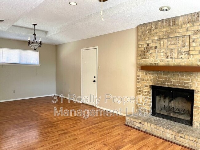 Photo - 8710 California Dr