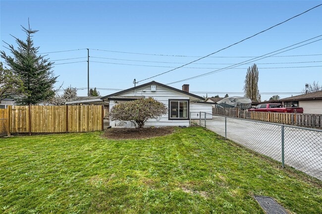 Photo - Just renovated - 4 bedroom Home