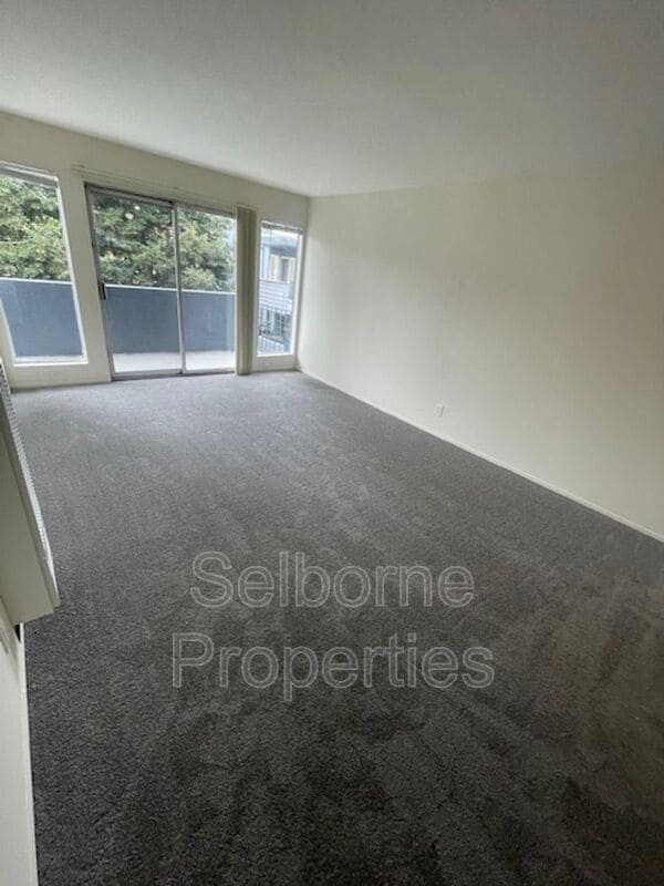 Photo - 407 Fairmount Ave