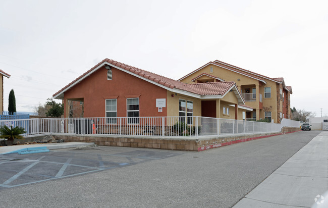 Building Photo - Olive Terrace Apartments