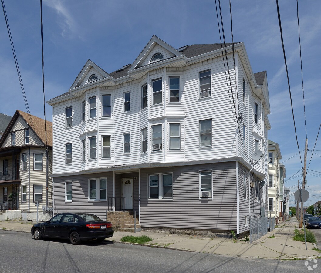 Photo - 540-542 N Front St