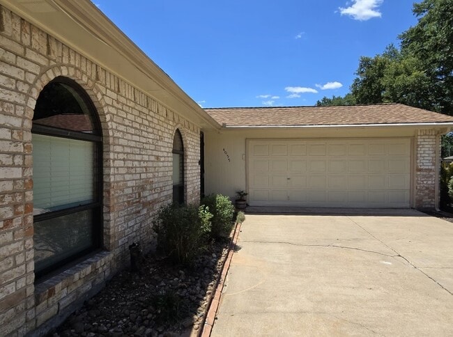 Photo - 4055 Cypressdale Dr