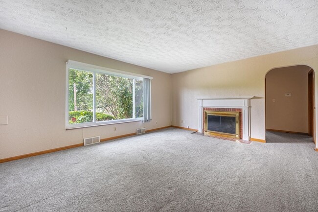 Photo - 1822 W Schantz Ave