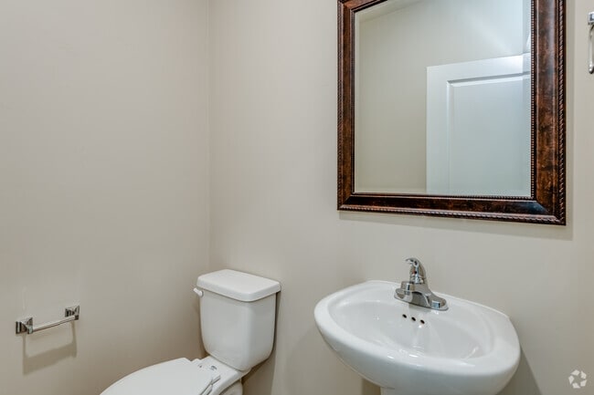 2 BR, 2 BA - 1,254SF