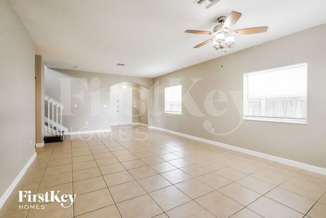 Photo - 3640 NE 1st St
