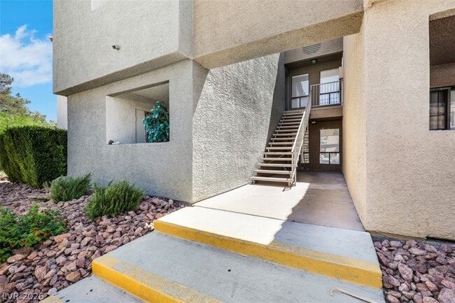 Building Photo - 3151 N Soaring Gulls Dr Unit 2165