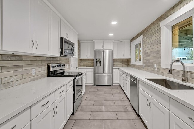 Photo - Beacon Hill 2 bed 1 bath home