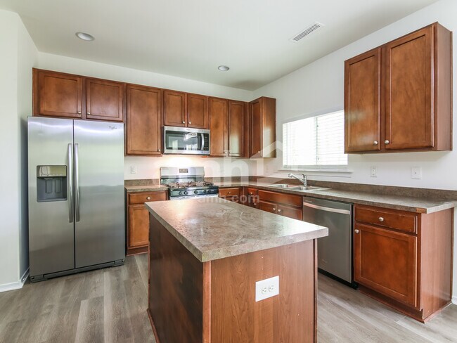 Photo - 5900 Spring Glen Ln