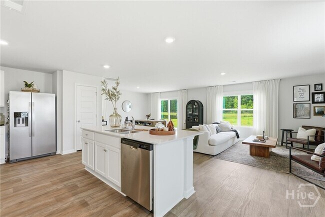 Photo - 27 Cedar Creek Ln