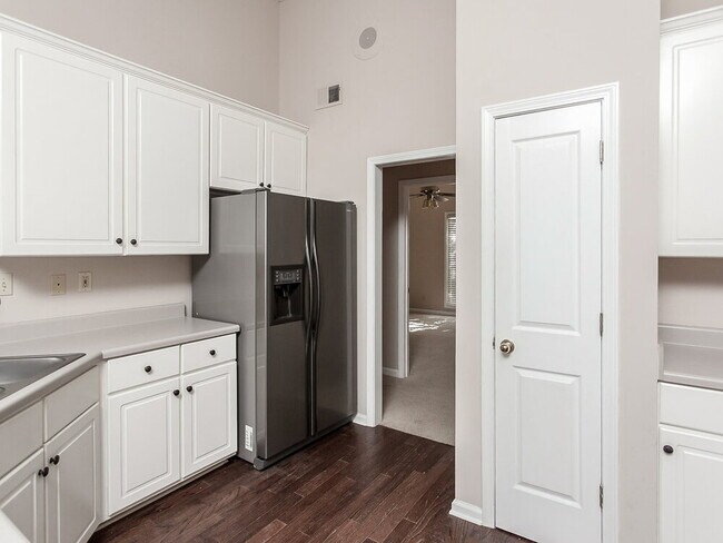 Photo - 2717 Twisted Oak Cove N