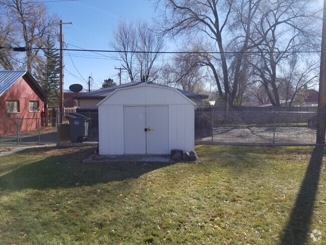 Building Photo - 219 East Montezuma Avenue Rental