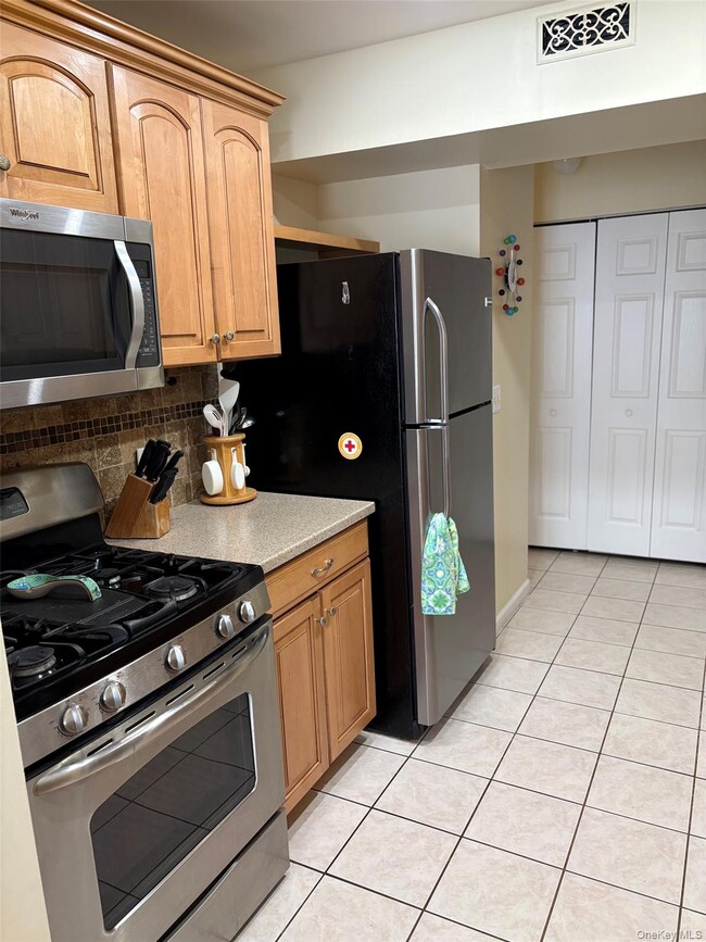 Photo - 1907 Whispering Hills Dr