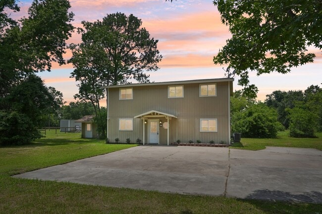 Building Photo - 8412 Avenue L Rental