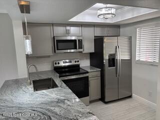 Building Photo - 1704 University Ln Unit 703