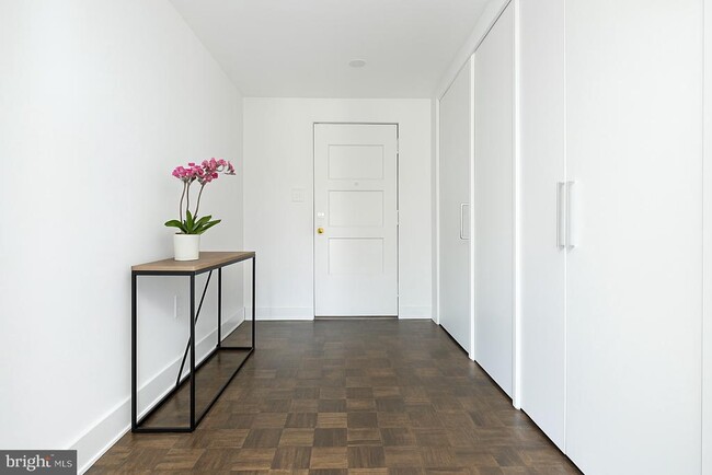 Photo - 1830 Rittenhouse Square Unit 17B