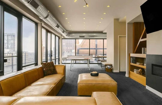 Photo - 417 S Dearborn St Unit SI ID1521518P