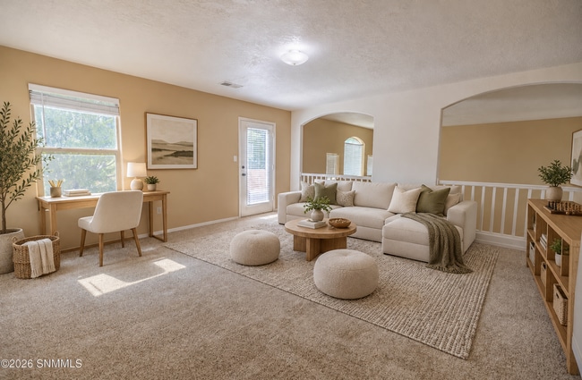 Photo - 2517 Fallbrook Way