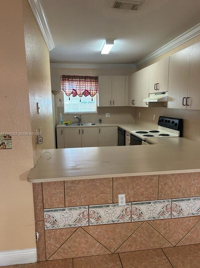 Photo - 10604 NW 87th Ct