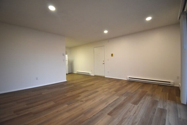 Photo - Newly Renovated! Top floor apartment! Close to MSU and downtown! Unit 64