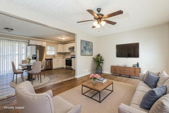 Photo - 5779 Deerfield Trail