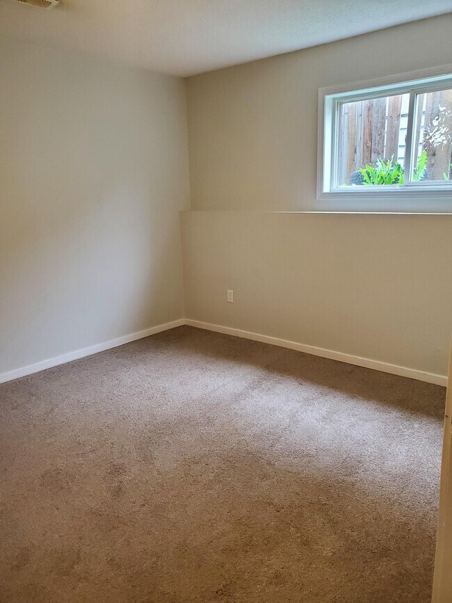 Photo - 2980 10th Ave