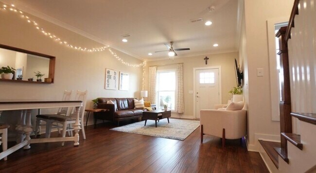 973 Ashland Place Dr